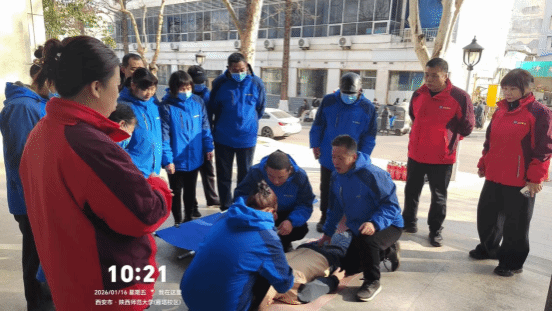 體育場(chǎng)館舉辦冬季消防演練